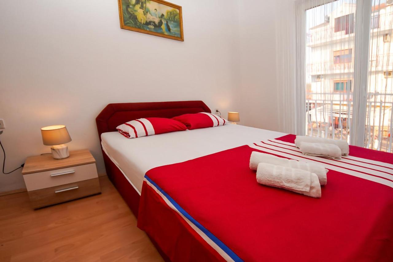 Apartment Ajdukovic Vodice Exterior photo