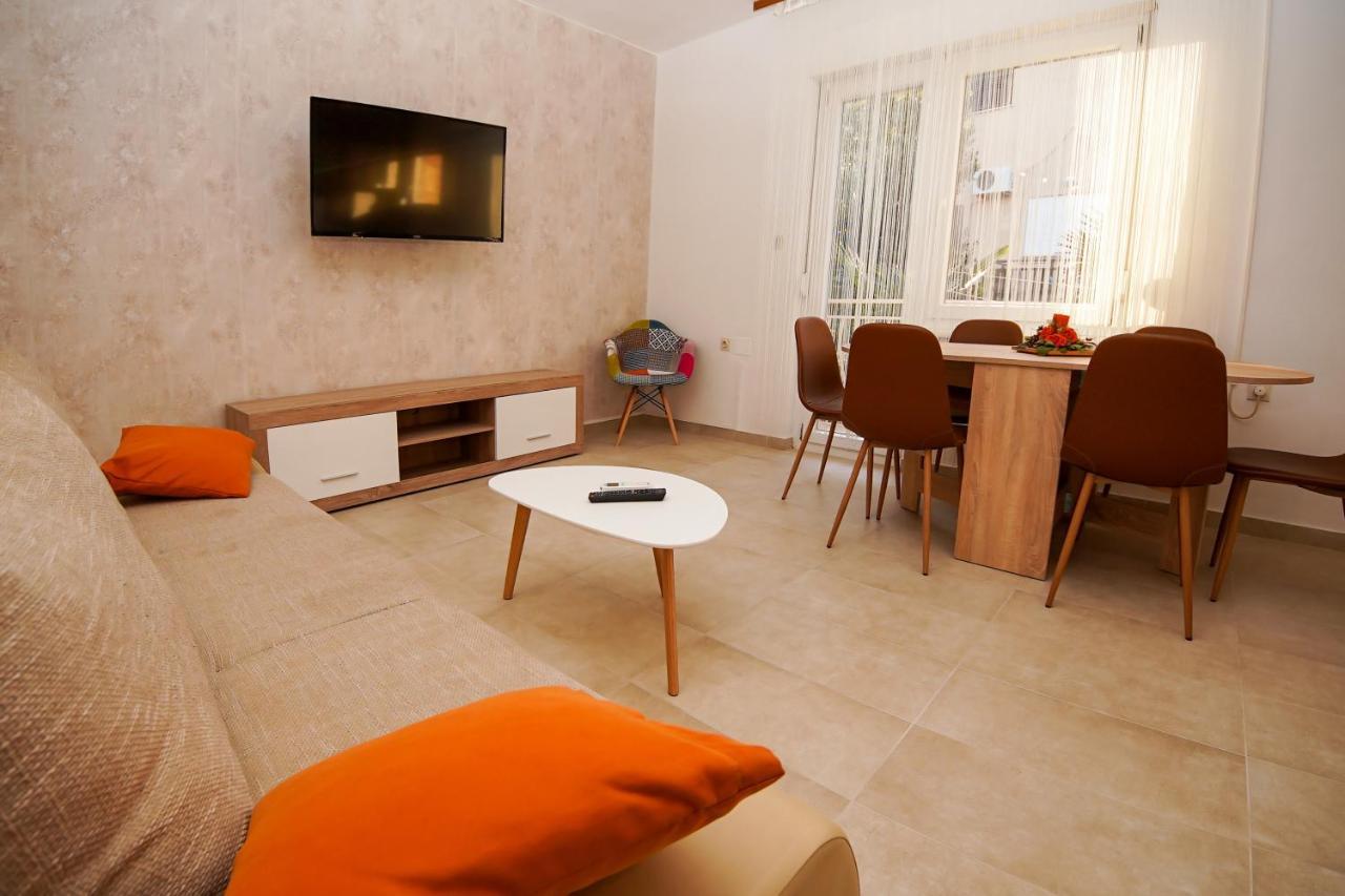 Apartment Ajdukovic Vodice Exterior photo